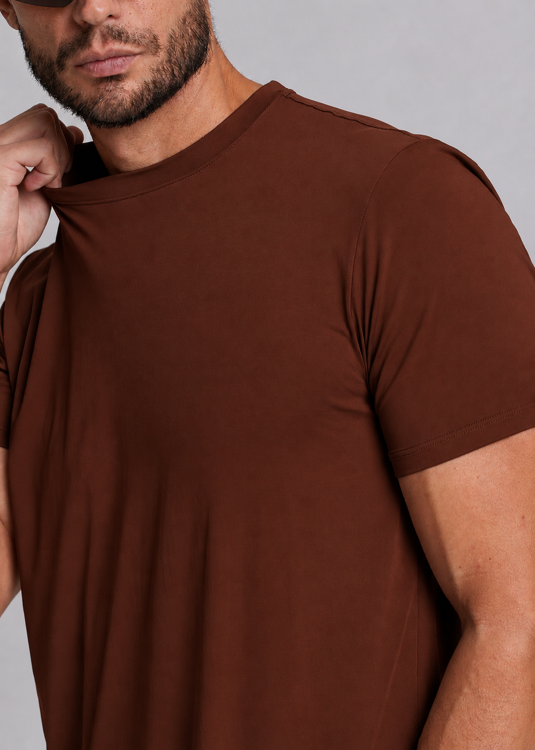 Camiseta de Treino Tech Aero-Shield (Poliamida com Elastano)